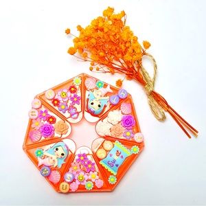Handmade | Orange Mermaid Floral Mix, 7-Sided Round Pill Case
